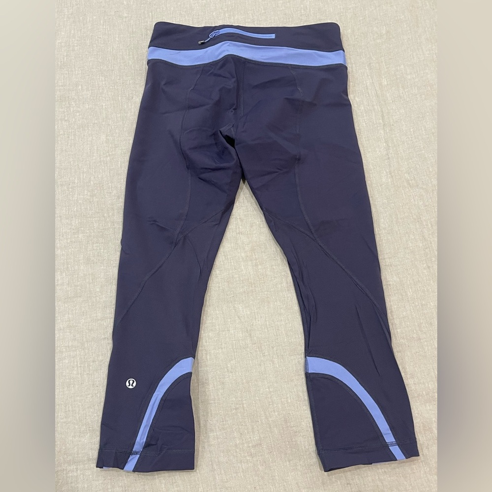 Lululemon Run: Crop II Leggings – Dark Purple/Blue & Periwinkle – Size 6